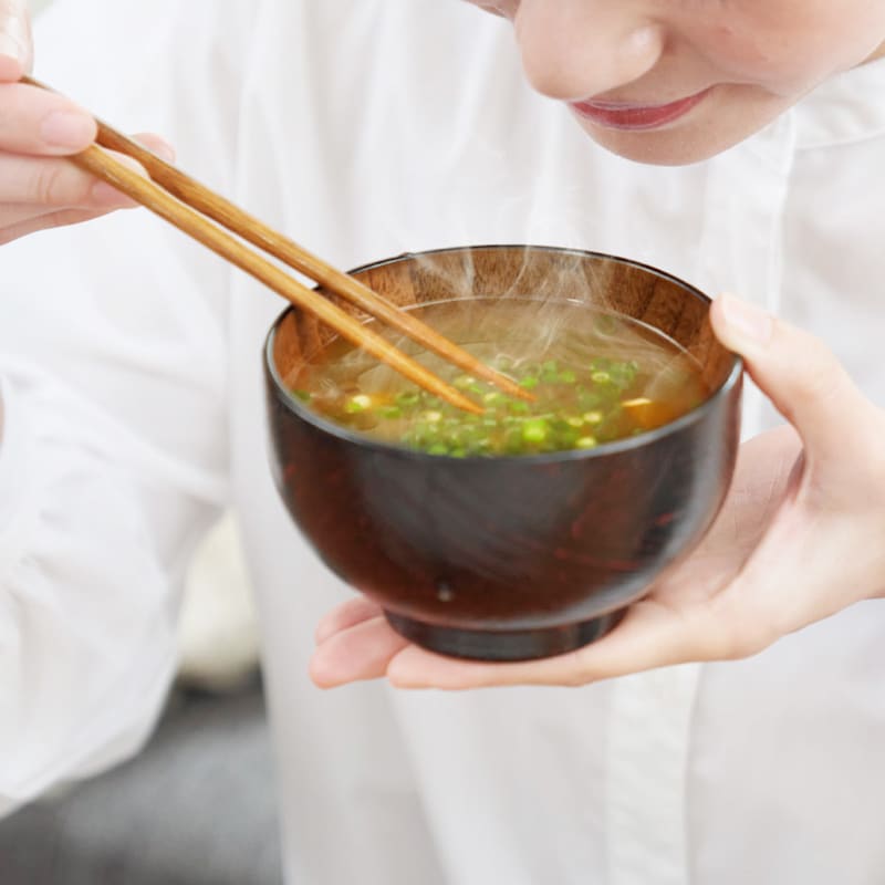 お味噌汁を飲んで、女性の暮らしを豊かに
