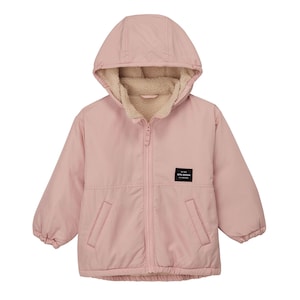 ピンク