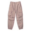 ピンクグレージュ