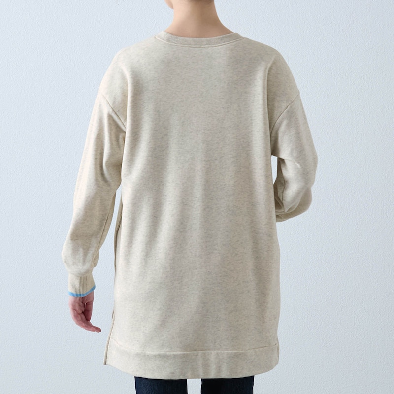 モデル身長171cm／Ｍ ※写真は撮影用のため袖丈+1.5cmになります。