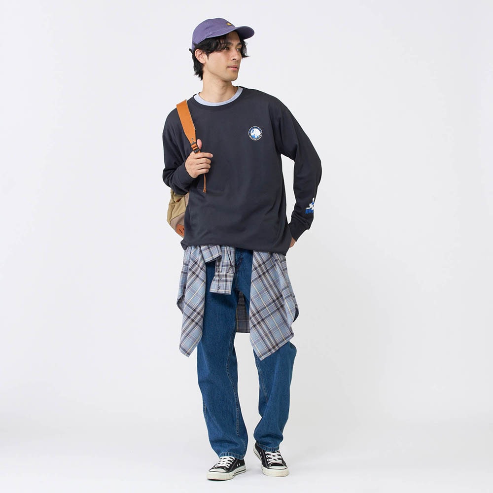 モデル身長183cm／LL　ドナルドダック着用
