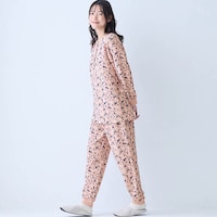 モデル身長170cm／Ｍ ※写真は撮影用のため股下+4cmになります。