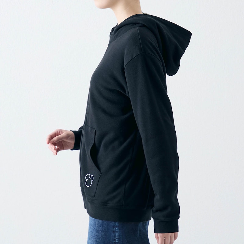 モデル身長171cm／Ｍ ※写真は撮影用のため袖丈+1.5cmになります。