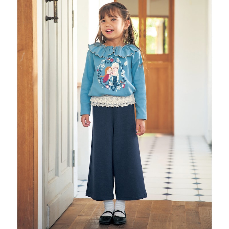 モデル身長113cm・サイズ110着用