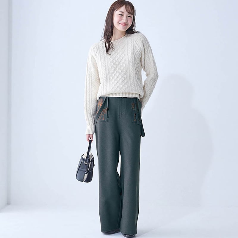 モデル身長167cm／Ｍ ※写真は撮影用のため股下+6cmになります。