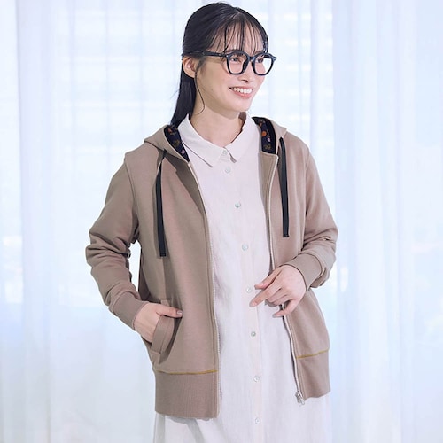 内生地がかわいい大人の裏毛パーカ／ほおずき 「ミニラボ」