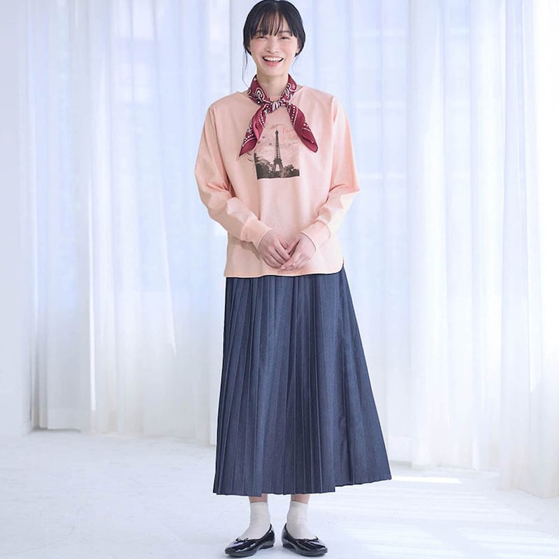 モデル身長164cm／Ｍ ※写真は撮影用のため袖丈+1.5cmになります。