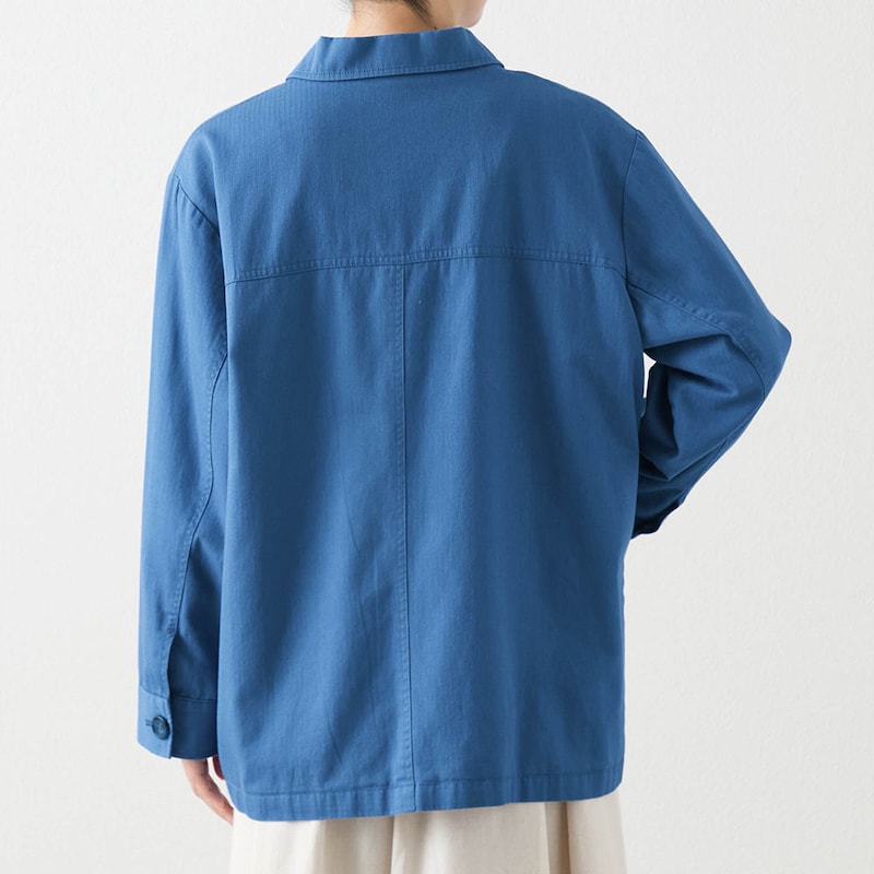 モデル身長167cm／Ｍ ※写真は撮影用のため袖丈+1.5cmになります。