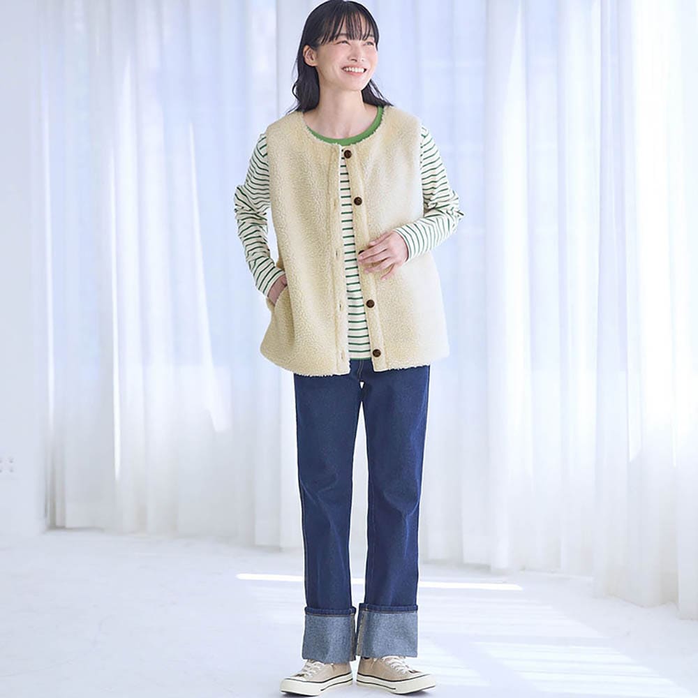 裏地がかわいいセリーヌのボアベスト／愛らしさ 「ミニラボ」(ミニラボ