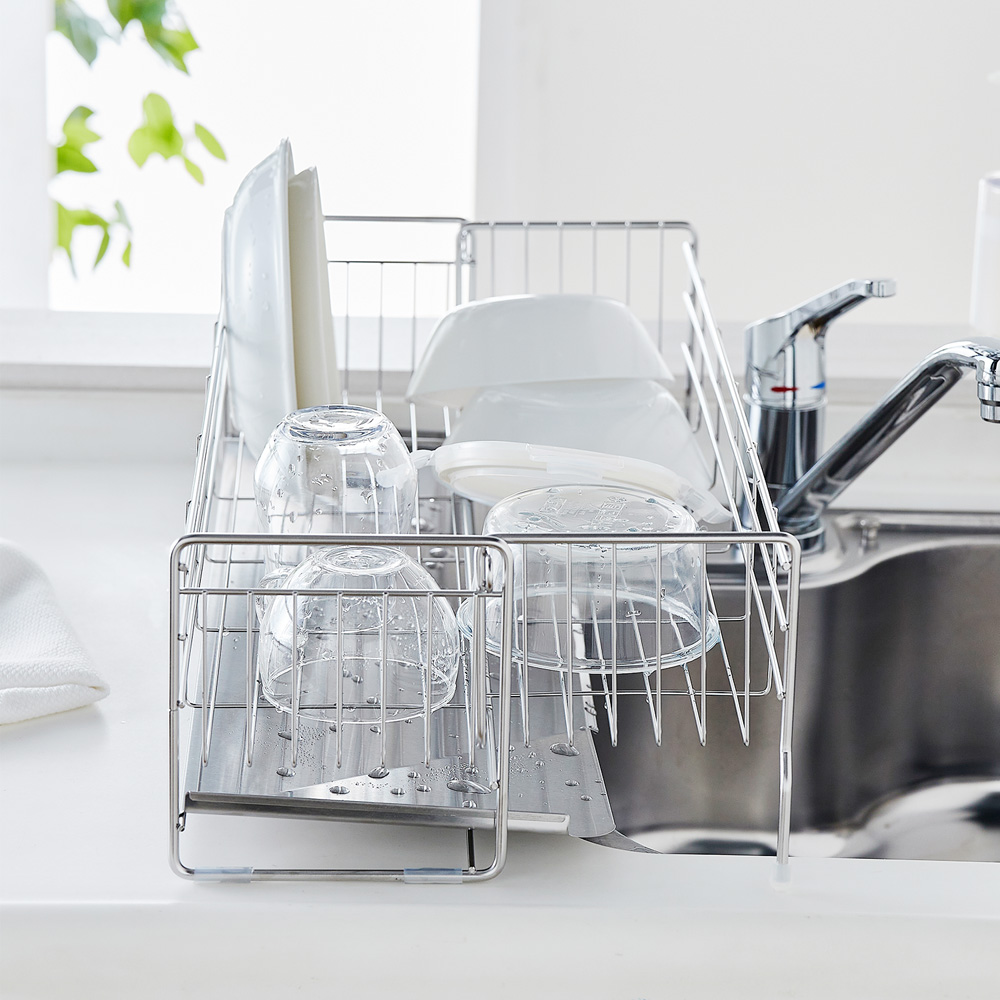 【ベルメゾン】【伸縮スリム/幅約15cm】燕三条で作るシンクに渡せるステンレス製水切りかご[日本製]