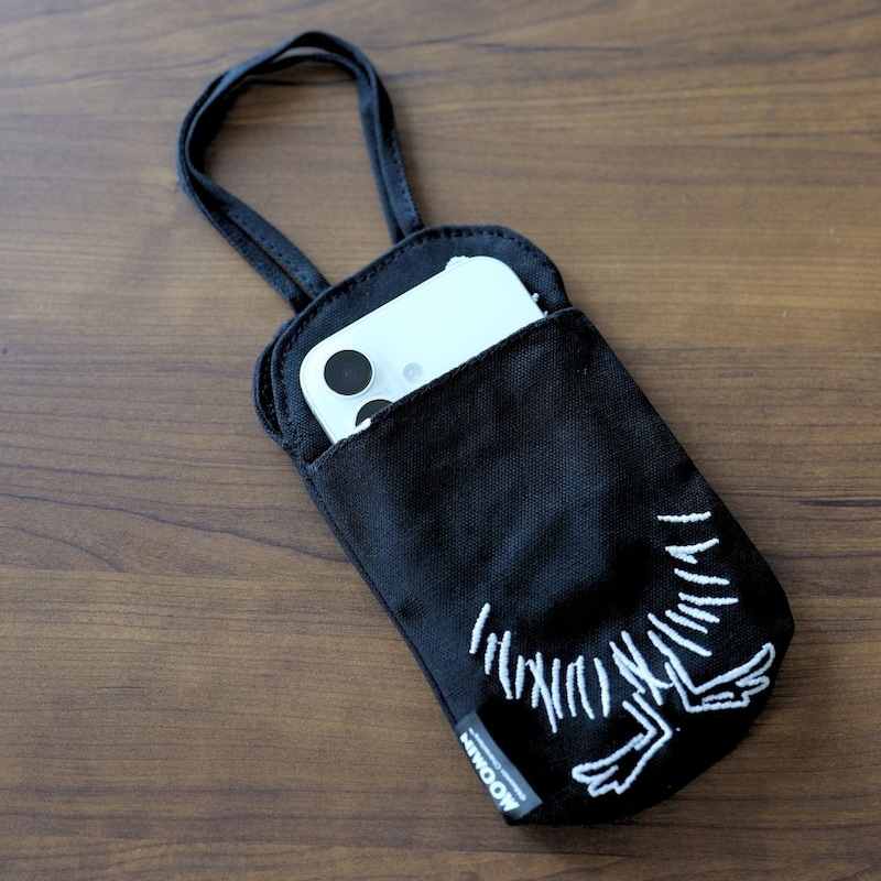 スマートフォンを入れても◎