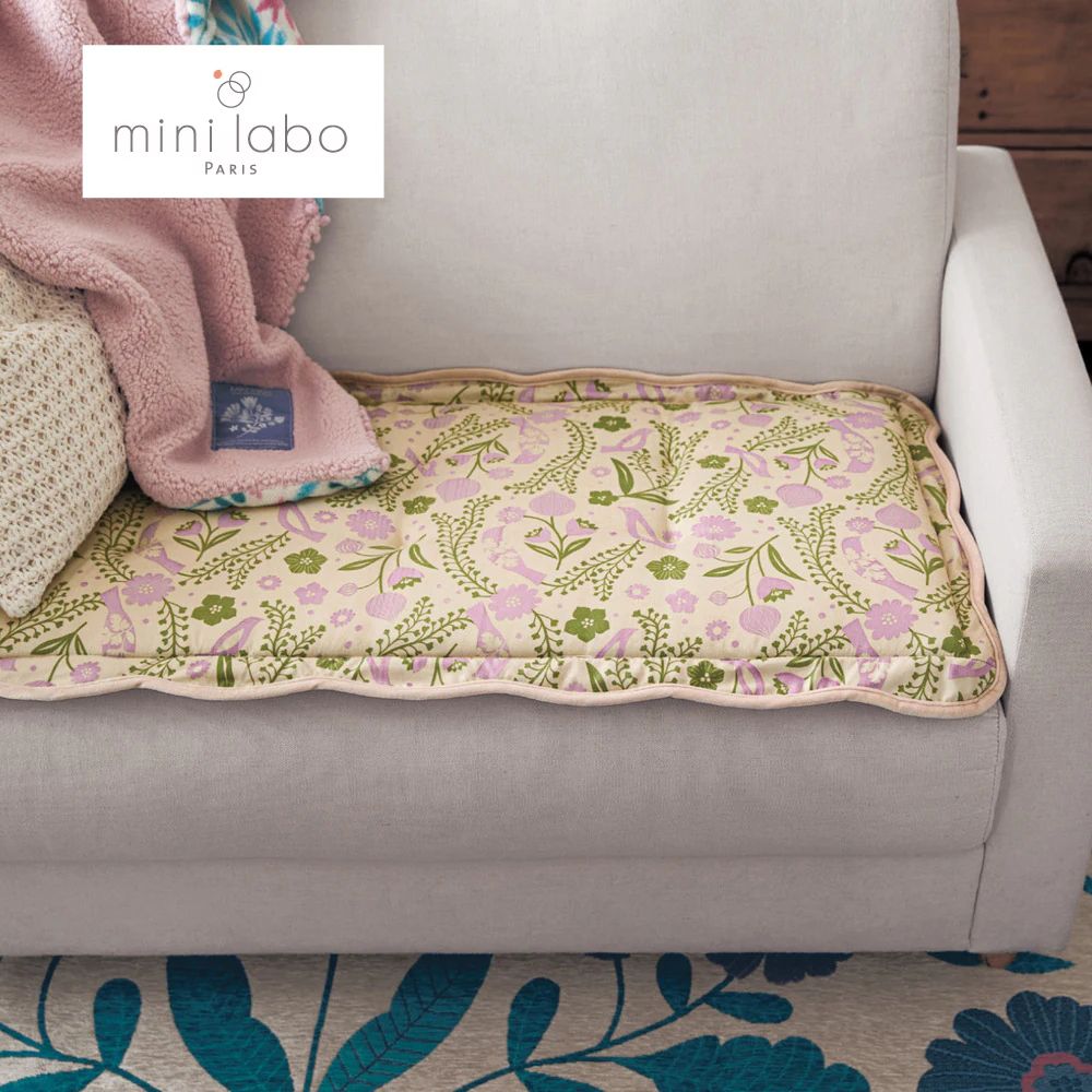 熱圧着キルトのリバーシブルシートクッション/鳥のシンフォニー 「ミニラボ」 熱圧着キルトのリバーシブルシートクッション/鳥のシンフォニー 「ミニラボ」