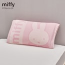 ピンク