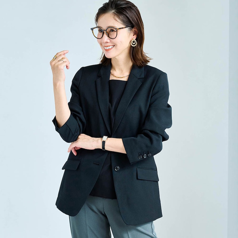 モデル身長168cm／9AR・袖丈長め