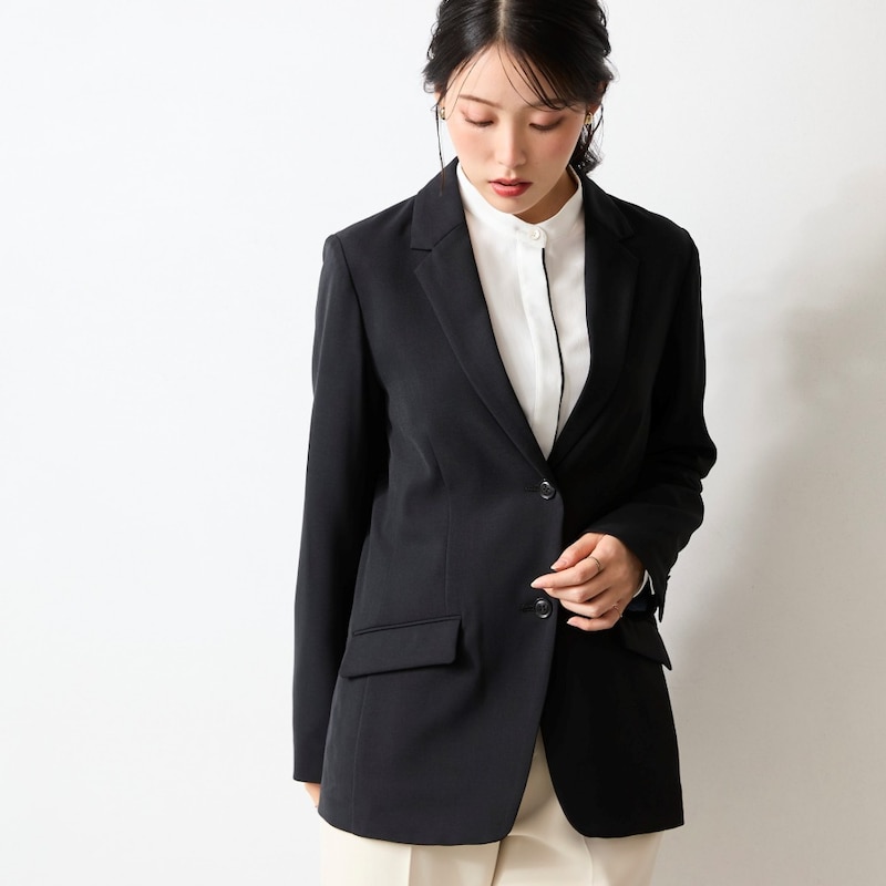 モデル身長168cm／9AR・袖丈長め　※色味に関してはカラー選択画像にてご確認ください。