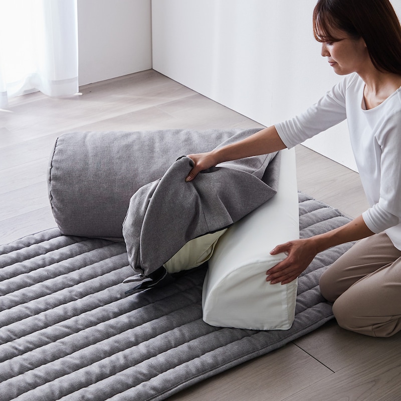 背もたれクッションはカバーリング仕様