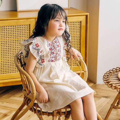 クロス刺繍ワンピース 【子供服】