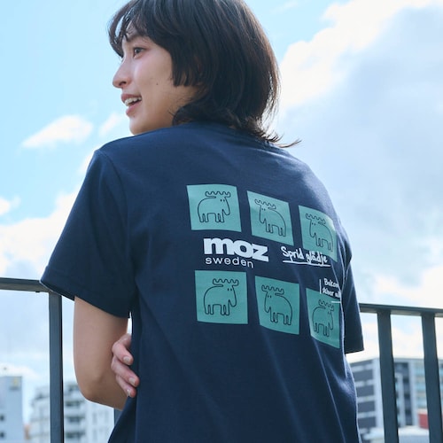 バックプリントTシャツ