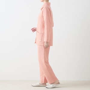 モデル身長171cm／Ｍ ※写真は撮影用のため股下+4cmになります。