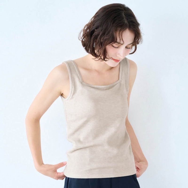 モデル身長162cm／M（エクリュ）