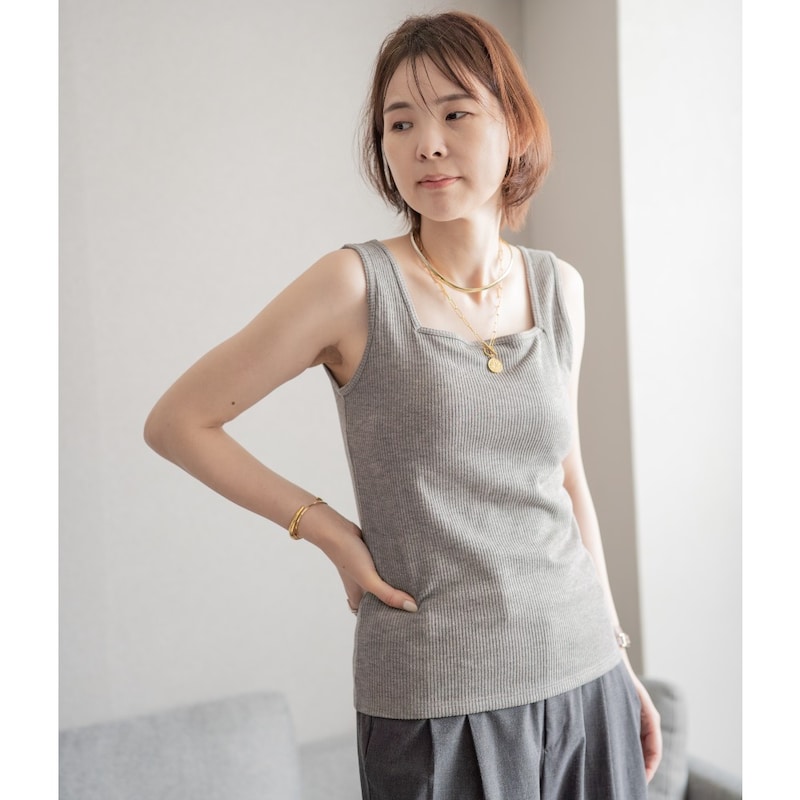 モデル身長171cm／L（杢グレー）