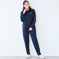 ネイビー
