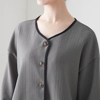 配色づかいのパイピングがワンポイントに
