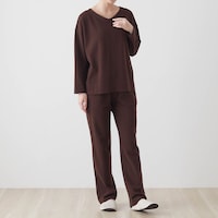 セットで着られるパンツもご用意