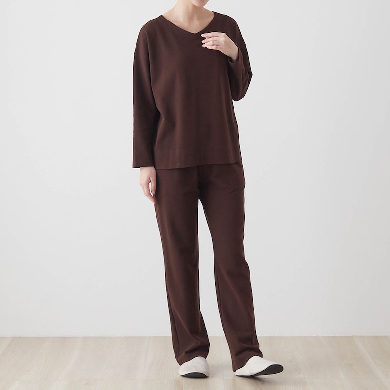 セットで着られるパンツもご用意