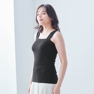 モデル身長161cm／M