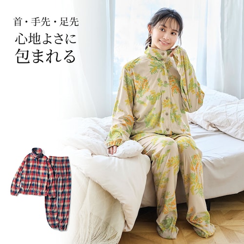 首・足先まですっぽりなめらかベロア調パジャマ