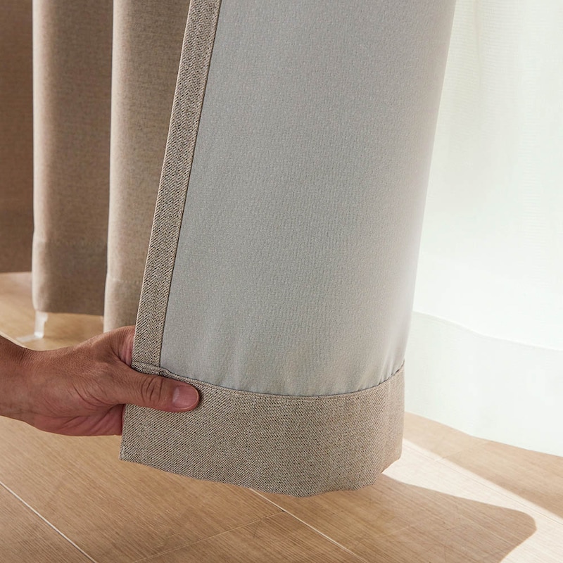 厚地カーテンの裏地