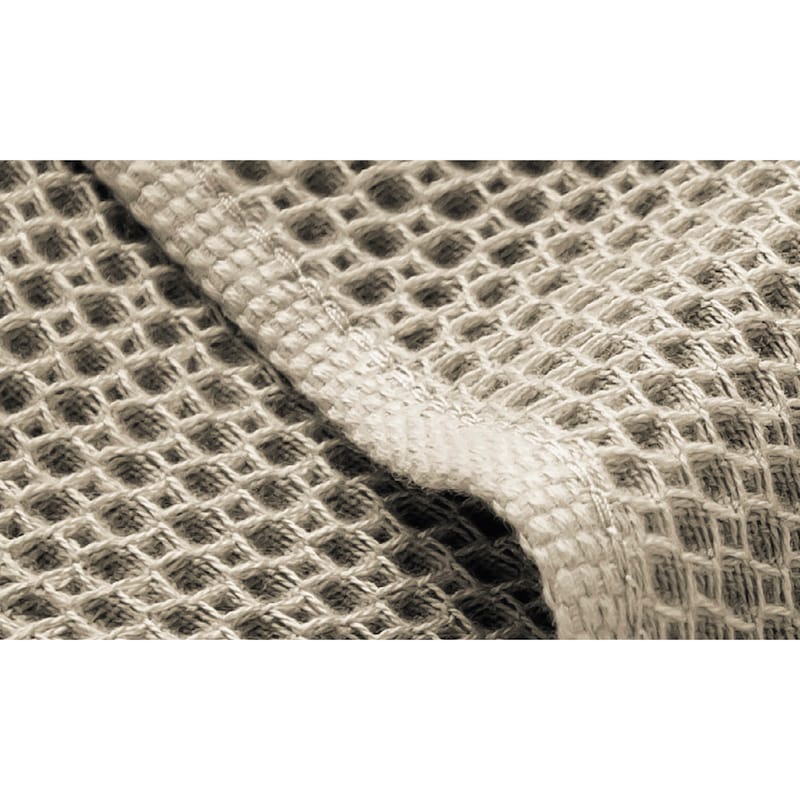 甘撚り糸を使用したやわらかな肌触りも魅力