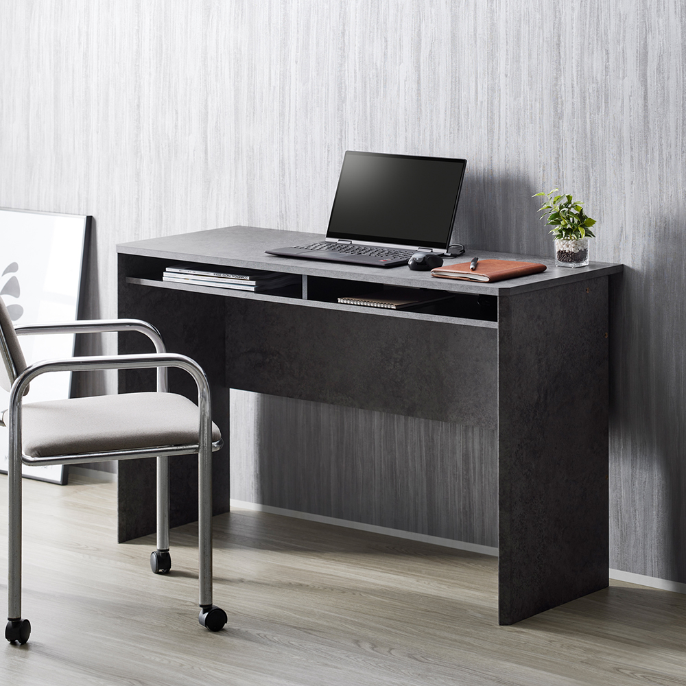 【ベルメゾン】広々作業ができるモルタル調デスク