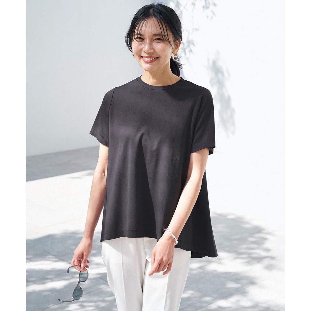 【オンワード樫山】【UNFILO/アンフィーロ】 BEAUTY FORM-T バックフレアTシャツ