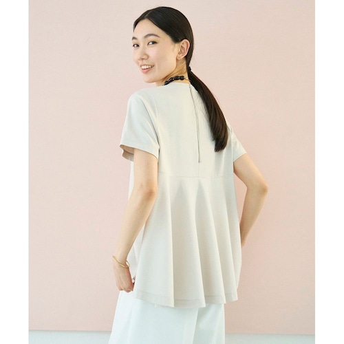 【オンワード樫山 UNFILO/アンフィーロ】 BEAUTY FORM-T バックフレアTシャツ