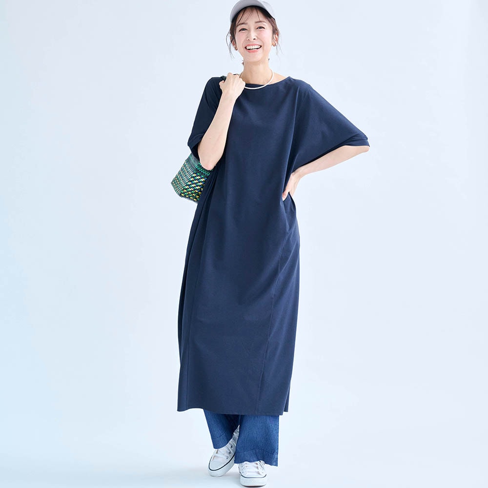 モデル身長169cm／M68　※写真は撮影用のため、股下+7cmになります。