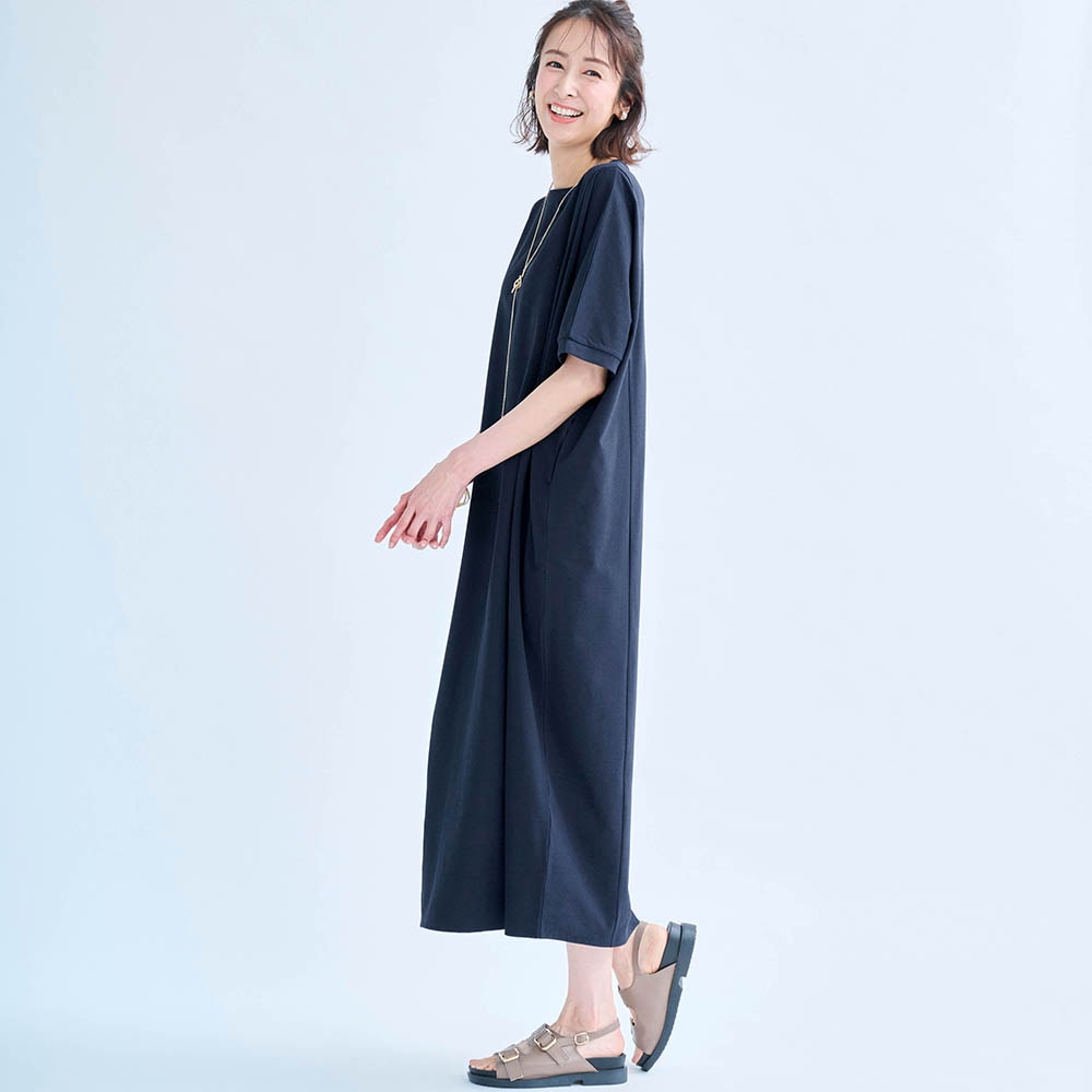 モデル身長169cm／M　※写真は撮影用のため、身丈+8cmになります。