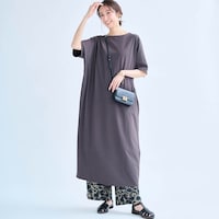 モデル身長169cm／M　※写真は撮影用のため、身丈+8cmになります。