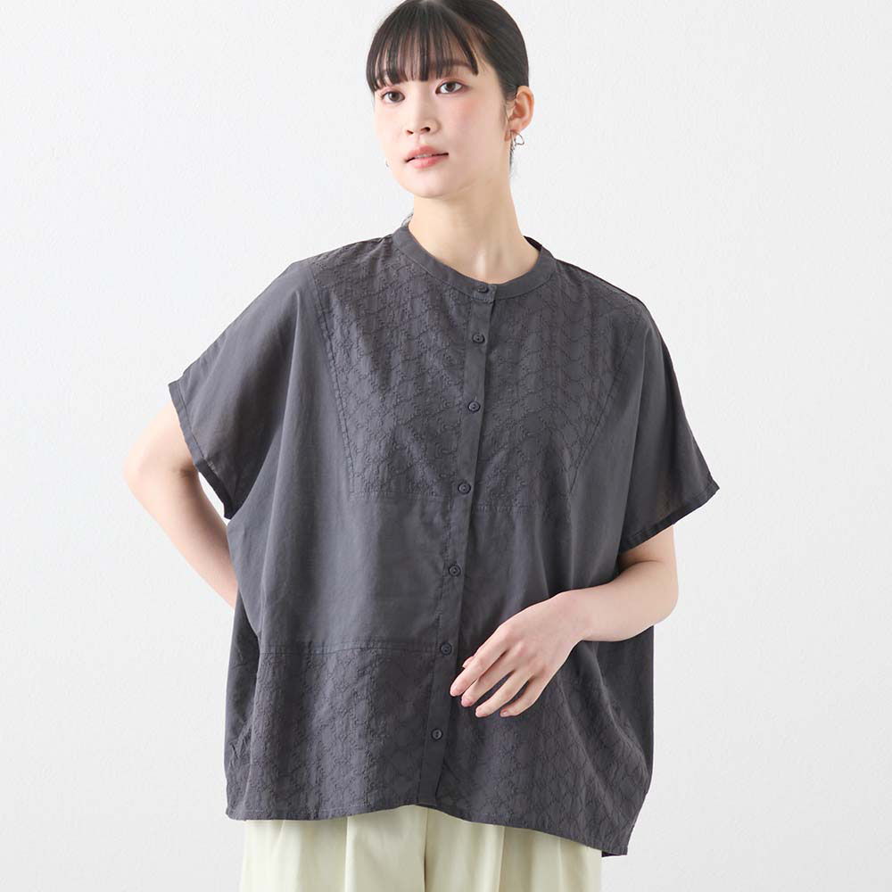 【ベルメゾン】刺しゅう前開きブラウス