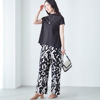 モデル身長167cm／M ※写真は撮影用のため股下+7cmになります。