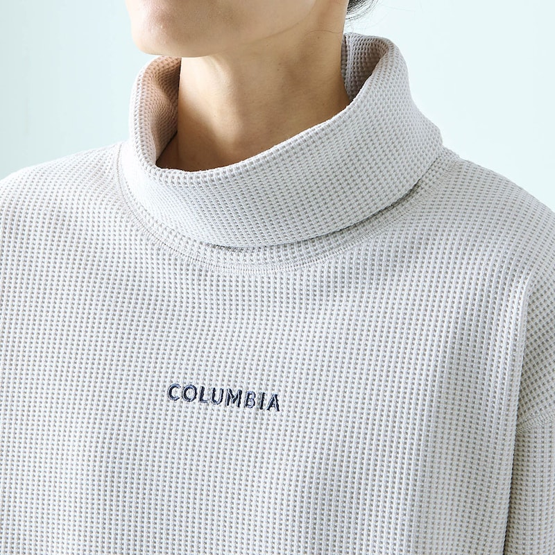 タートルを折り返して着用もOK