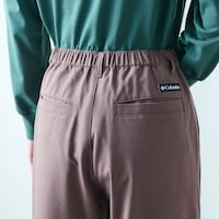 ウエストは後ろゴムではきやすく着心地ラクちん
