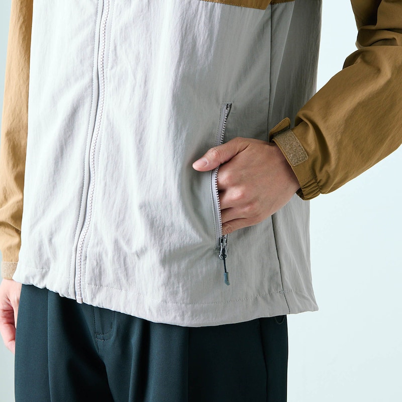 ファスナー付きポケット