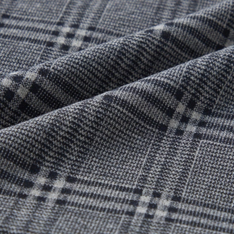 チェック柄が秋冬の着こなしに華を添える