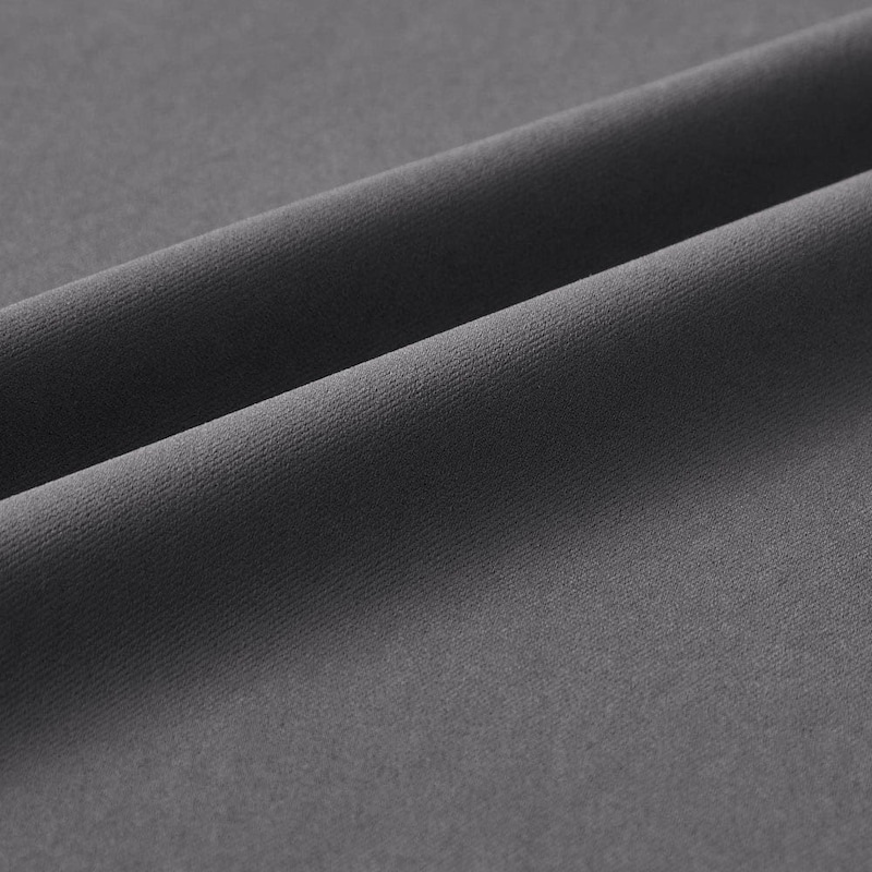 洗濯機洗いOKで体のラインをスラッと見せる落ち感のある素材