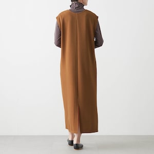 モデル身長168cm／M　※写真は撮影用のため身丈+6.5cmになります。