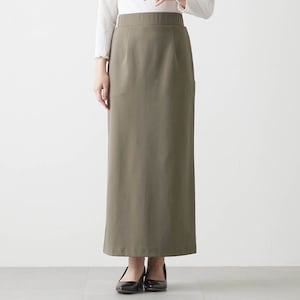 モデル身長168cm／M　※写真は撮影用のため総丈+6cmになります。