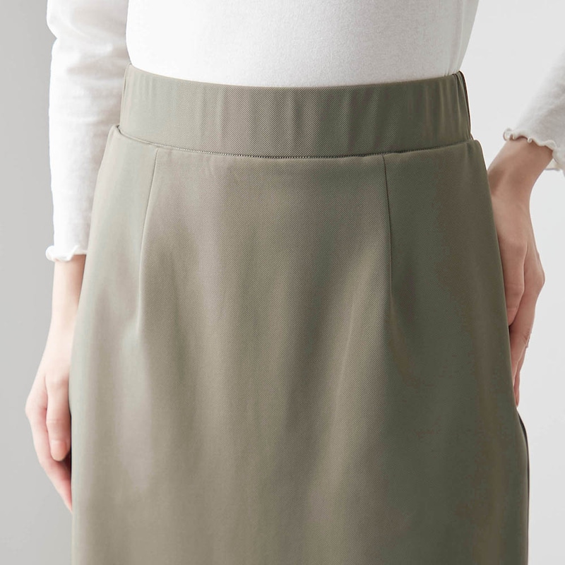 ウエストは総ゴムではきやすく着心地ラクちん