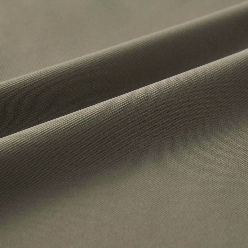 やや表情感のあるカットソー素材